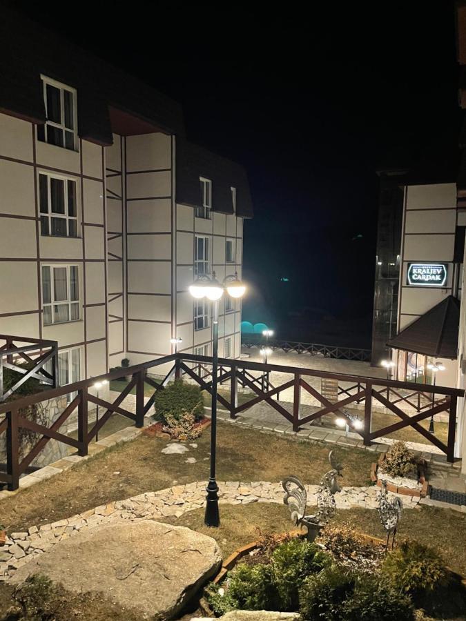 Kopaonik Apartmani U Kraljevim Cardacima , Car 27 I 6-13 Luaran gambar